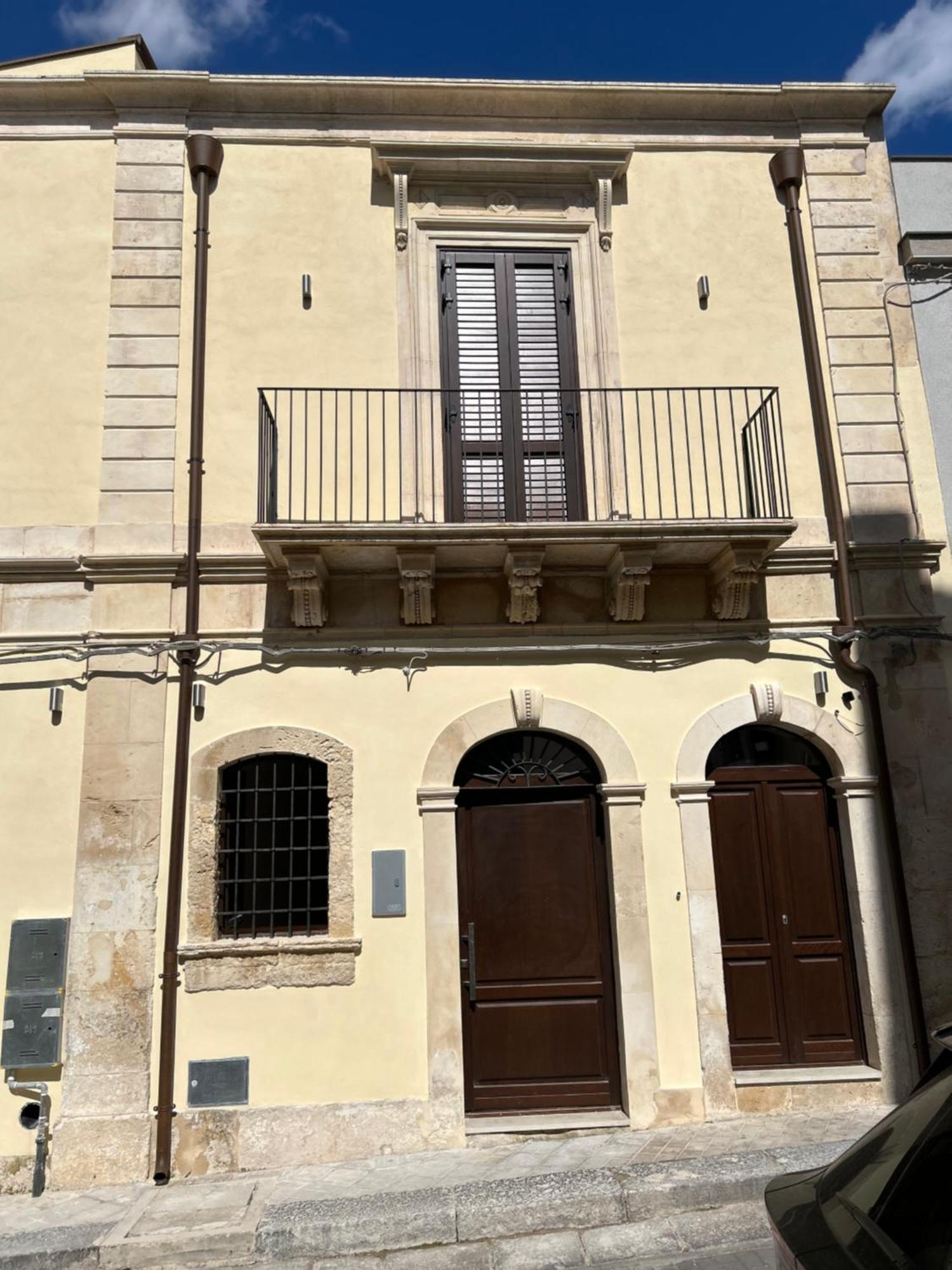 Rosa Barocca Apartment *